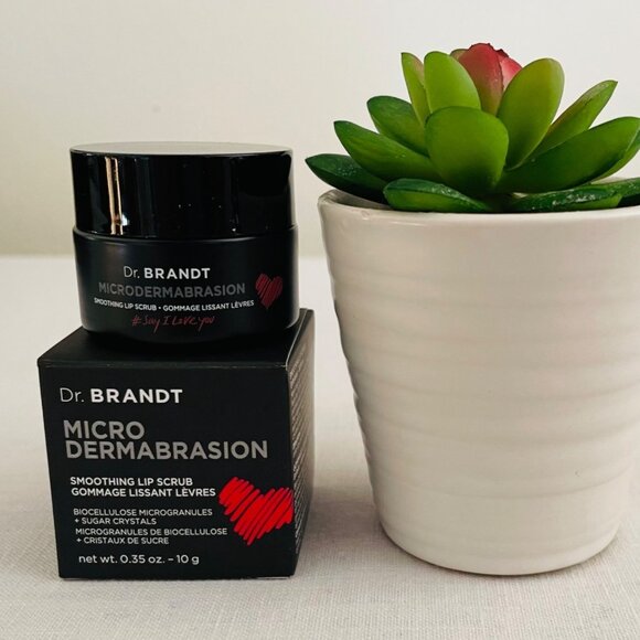 Dr Brandt Microdermabrasion Smoothing Lip Scrub Full Size 0.35oz - Picture 2 of 8